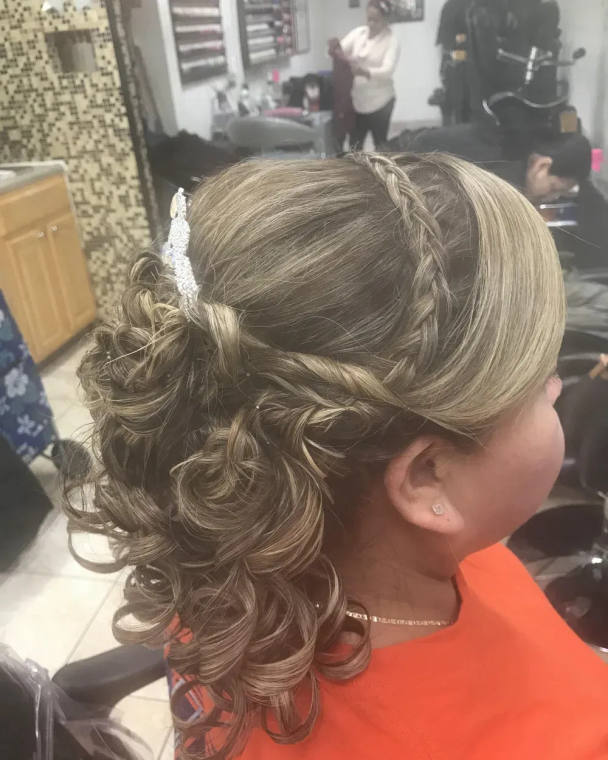 Peinado de dama, estilo 3